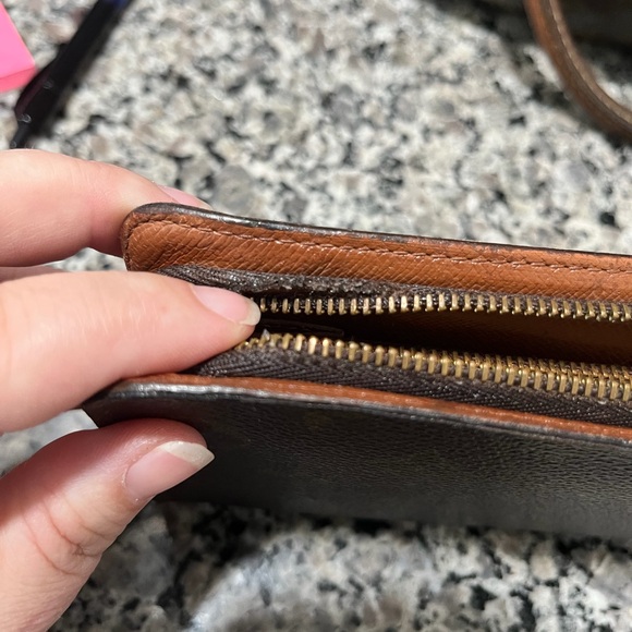 Louis Vuitton Tivoli PM Classic Brown Monogram Handbag With Matching Zippy Walle - Picture 6 of 10